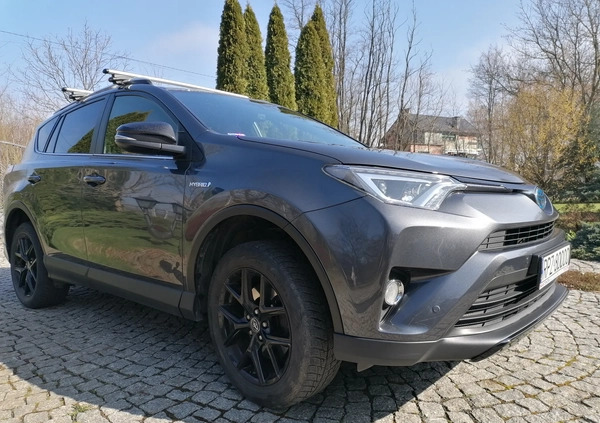 Toyota RAV4 cena 95900 przebieg: 90700, rok produkcji 2017 z Przeworsk małe 154